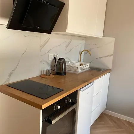 Apartment Grabowska 8 By Homeprime *