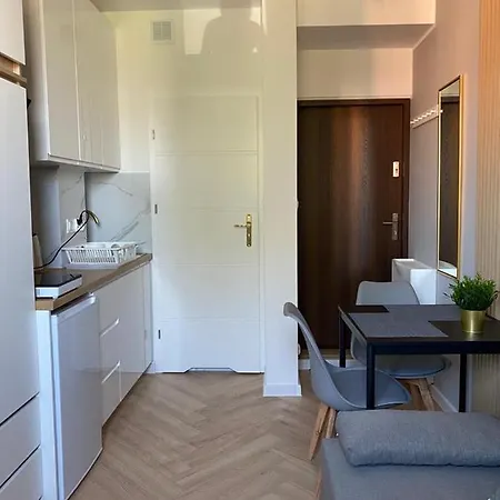 Apartment Grabowska 8 By Homeprime